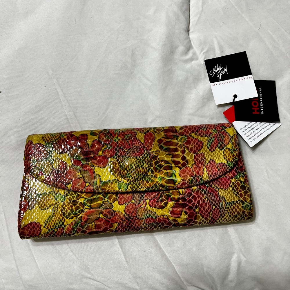 Hobo International Floral Clutch